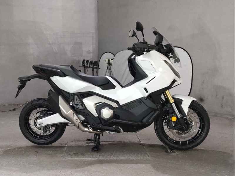 Honda X-Adv 750 2026