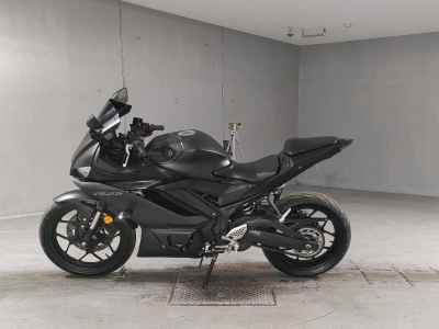 Yamaha YZF-R25 2020