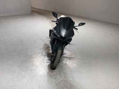 Yamaha YZF-R25 2020