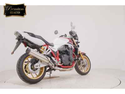 Honda CB1300SF 2024