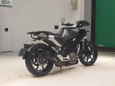 Husqvarna Svartpilen 250 2021