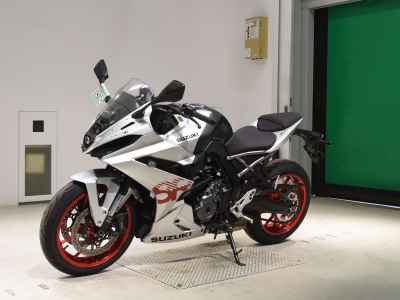 Suzuki GSX-8R 2024