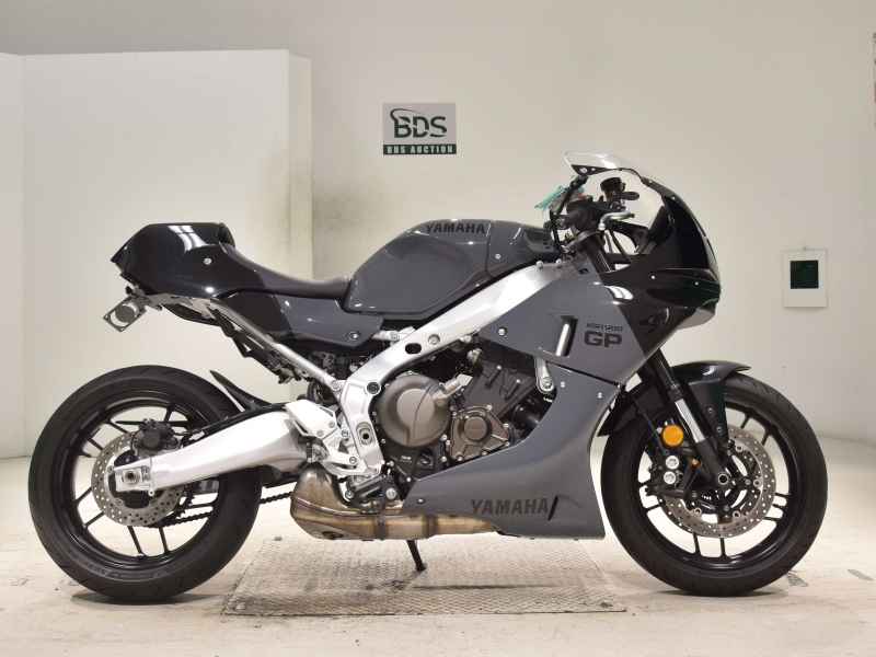 Yamaha XSR900 GP 2024