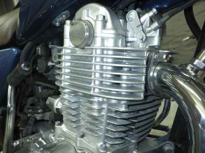 Yamaha SR400 2020