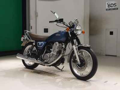 Yamaha SR400 2020