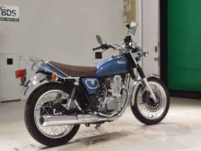 Yamaha SR400 2020