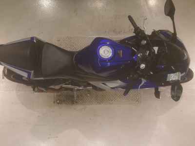 Yamaha YZF-R25 2017