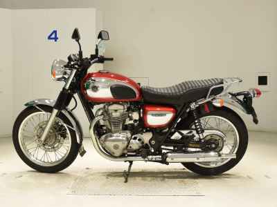 Kawasaki W800 2011