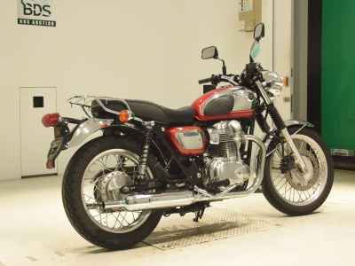 Kawasaki W800 2011