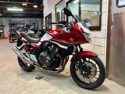Honda CB400SFV 2020