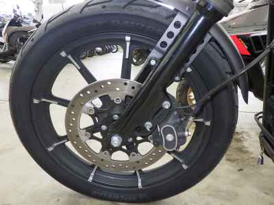 Harley-Davidson Sportster Iron XL883N 2017