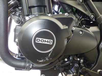 Kawasaki Z900RS Cafe 2025