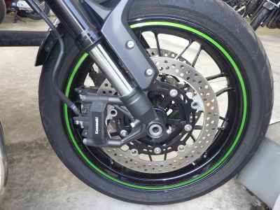 Kawasaki Z900RS Cafe 2025