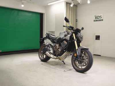 Honda CB650R E-Clutch 2025
