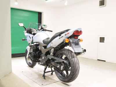 Kawasaki ZR-7S 2006