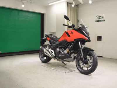 Honda NC750X DCT 2025