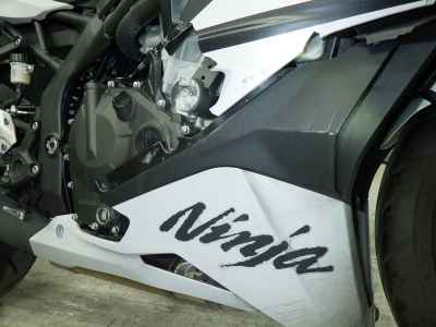 Kawasaki Ninja ZX-4R 2025