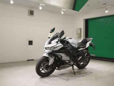 Kawasaki Ninja ZX-4R 2025