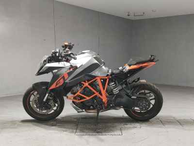 KTM 1290 Super Duke GT 2016