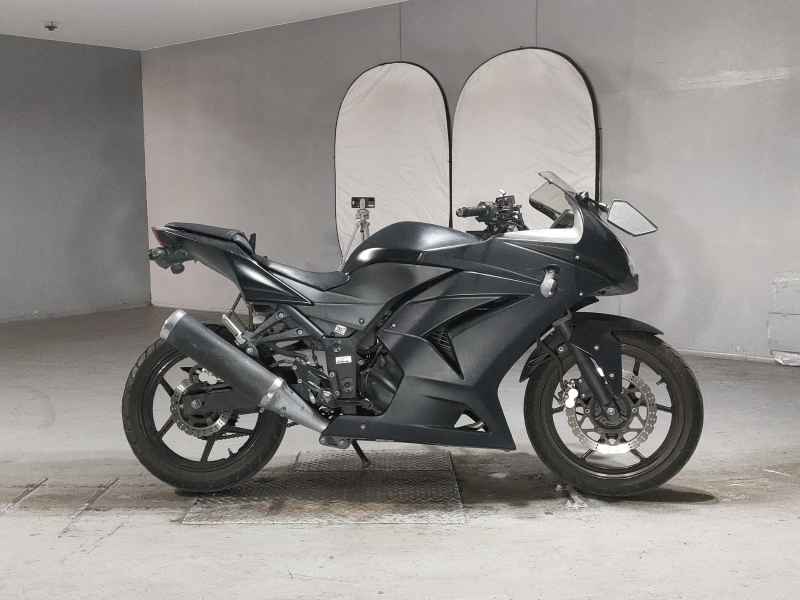 Kawasaki Ninja 250R 2012