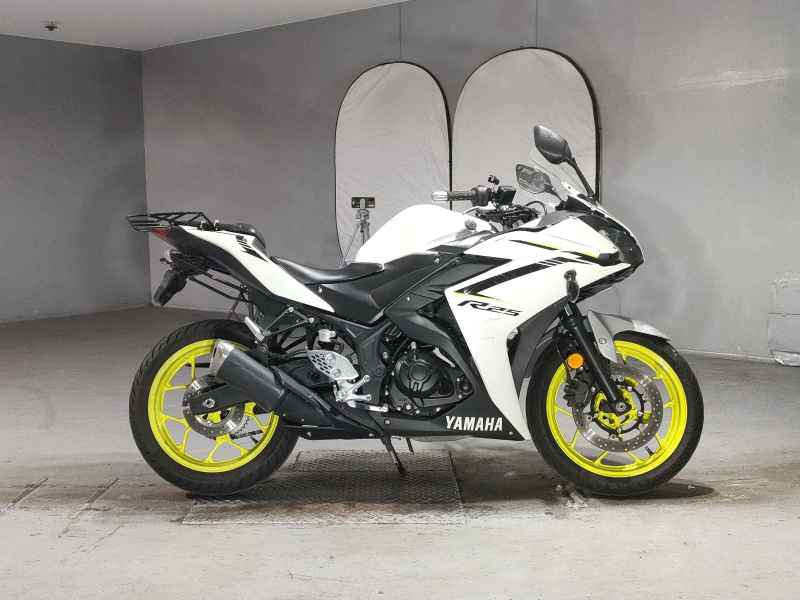 Yamaha YZF-R25 2018
