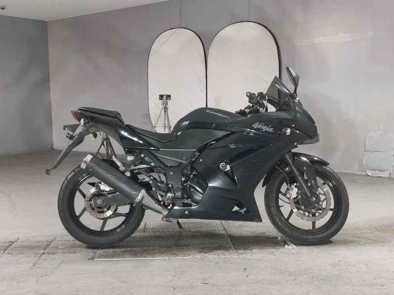 Kawasaki Ninja 250R 2012