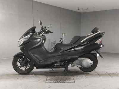 Suzuki Skywave 250S