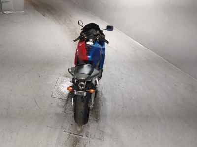 Honda CBR1000RR 2005