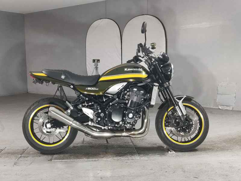 Kawasaki Z900RS 2021