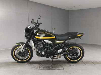 Kawasaki Z900RS 2021