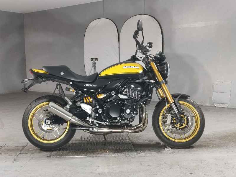 Kawasaki Z900RS SE 2023