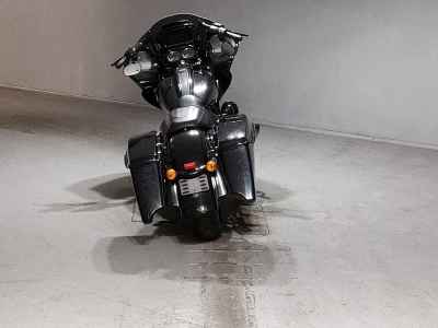 Harley-Davidson Softail FXDRS1870 2021