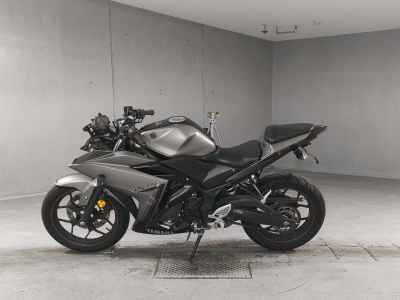 Yamaha YZF-R25 2016