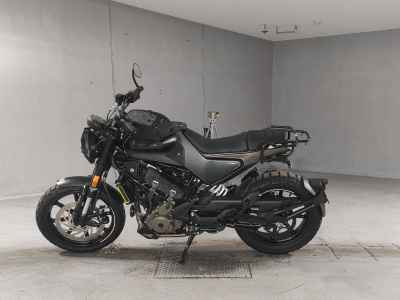 Husqvarna Svartpilen 250 2022