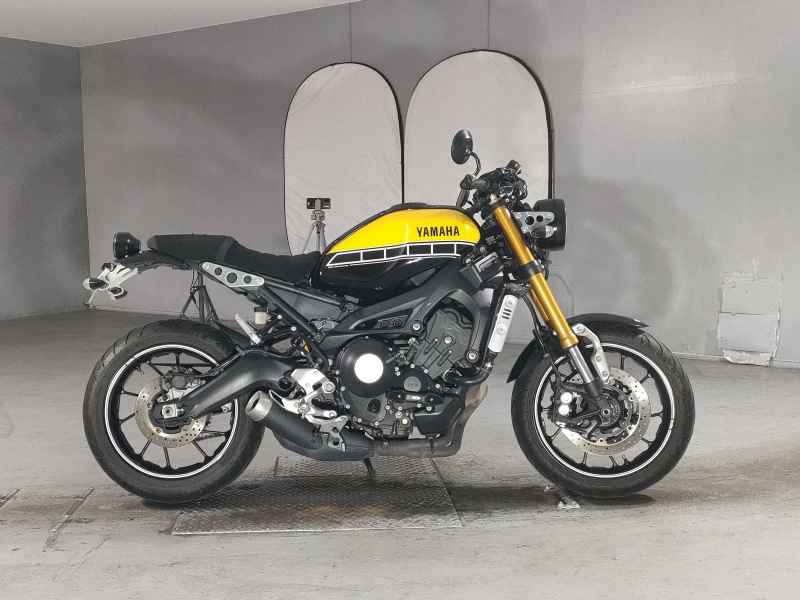 Yamaha XSR900 2016