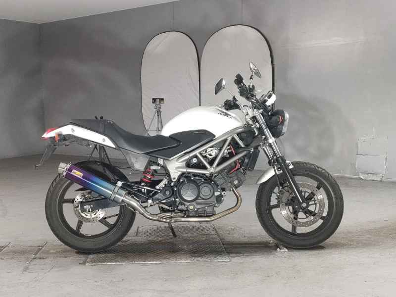 Honda VTR250 2013