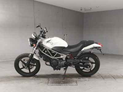 Honda VTR250 2013