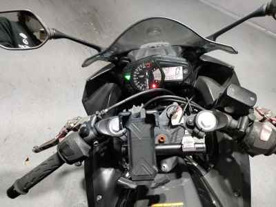 Yamaha YZF-R25 2015