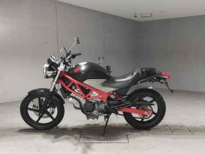 Honda VTR250 2011