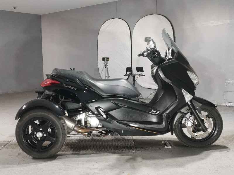 Yamaha XMAX 250