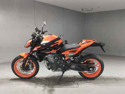 KTM 890 Duke 2023