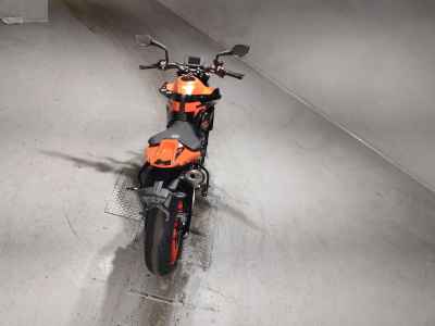 KTM 890 Duke 2023