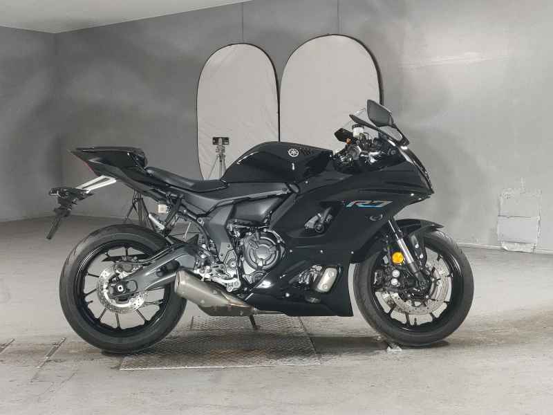 Yamaha YZF-R7 2022