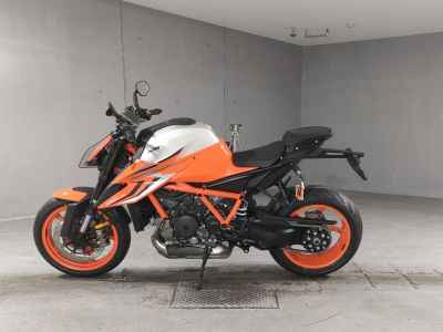 KTM 1290 Super Duke R 2023
