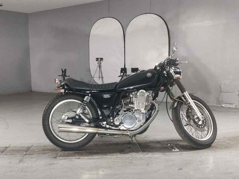 Yamaha SR400 2014