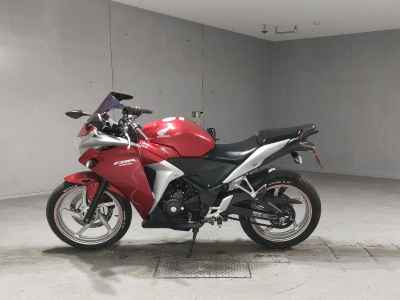 Honda CBR250R 2011
