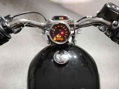 Harley-Davidson Sportster Custom XL1200C 2017