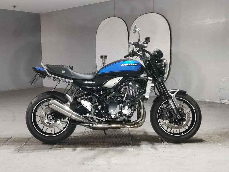 Kawasaki Z900RS 2023