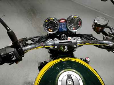 Kawasaki Z900RS 2023