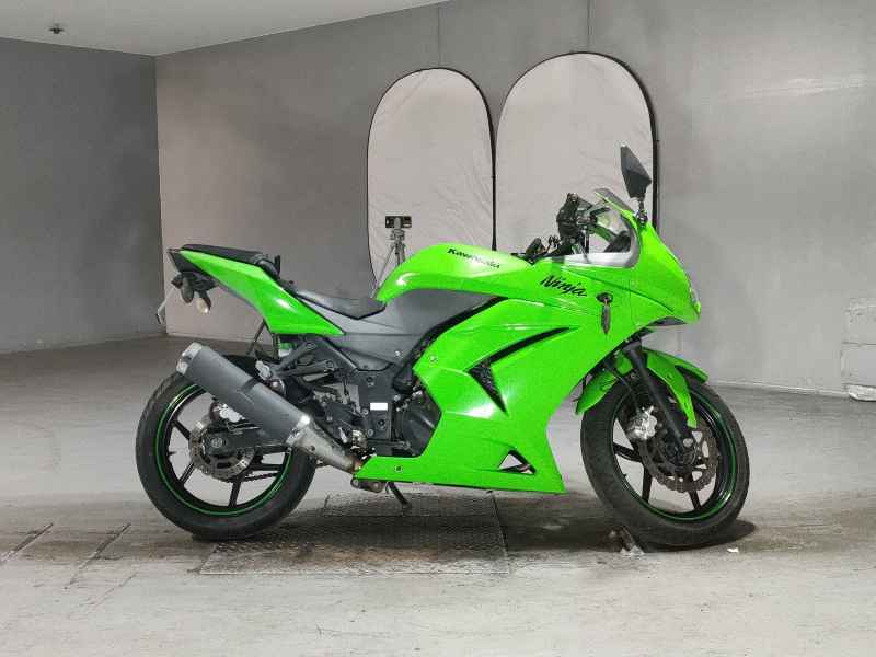 Kawasaki Ninja 250R 2012